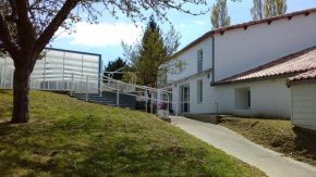  Gite De La Loge  Монкутан